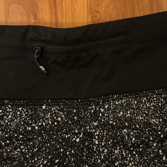 Lululemon shorts - Picture 3 of 5